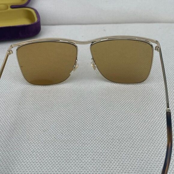 NIB Gucci GG0821S Rectangular Sunglasses - Picture 8 of 11